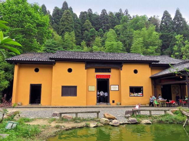 紅色革命搖籃、革命根據(jù)地井岡山汽車兩日自助游