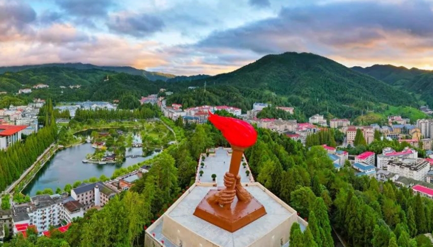 井岡山旅行 | 自由行 or 跟團游，怎么選？